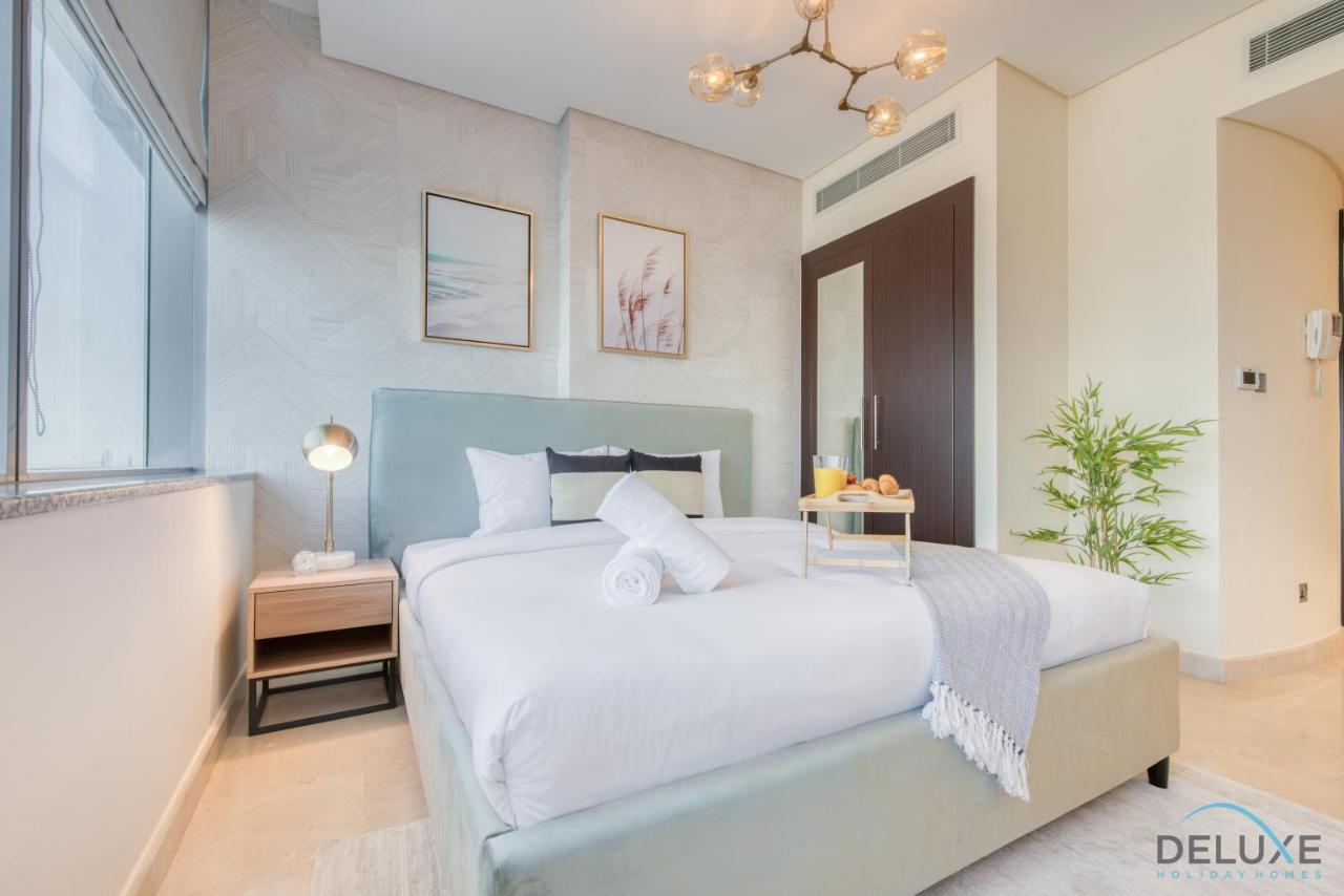 Great Value Stylish With Pool & Stunning Views By Deluxe Homes